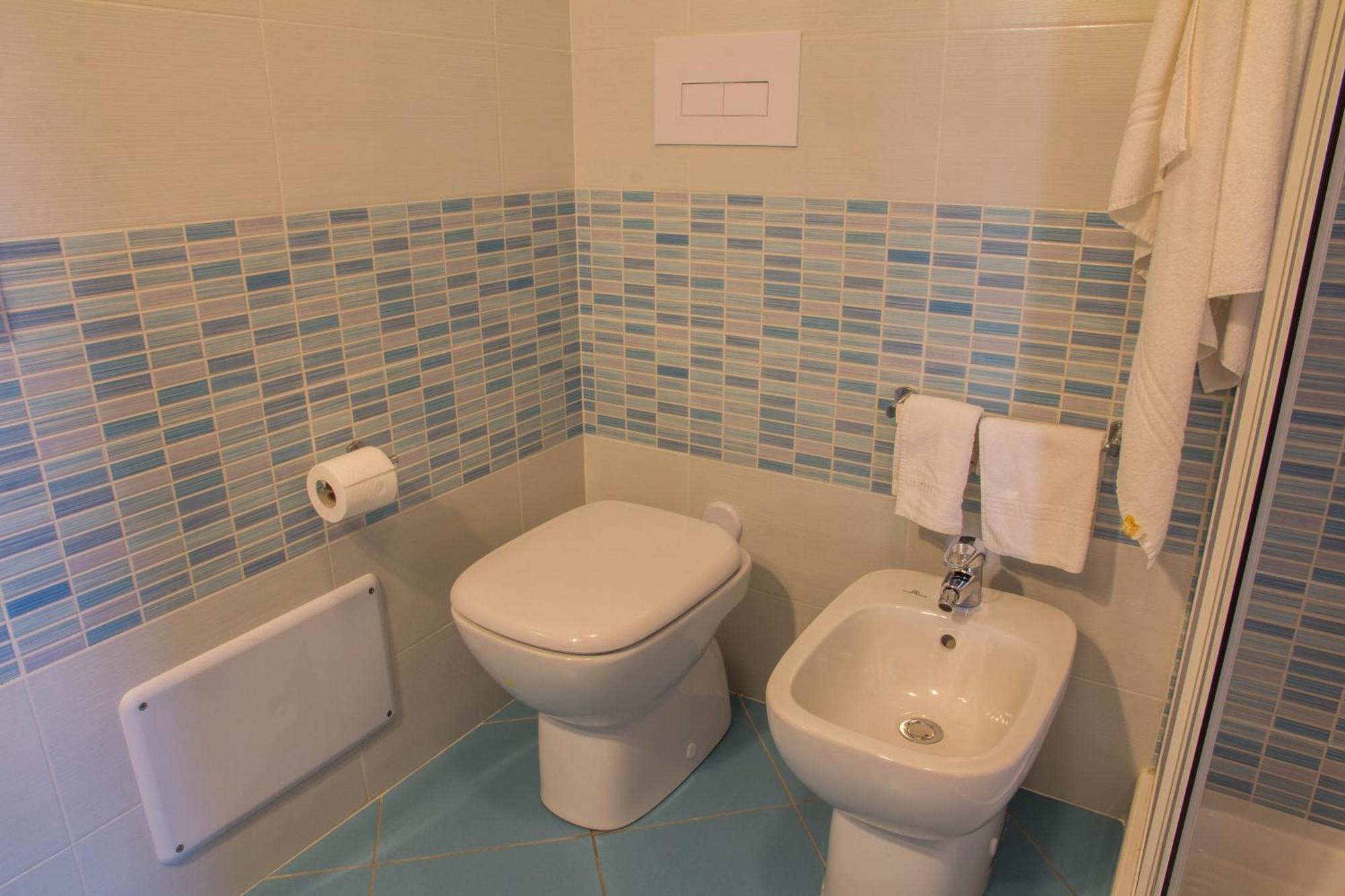 Gf Apartments La Vigna Badesi Εξωτερικό φωτογραφία