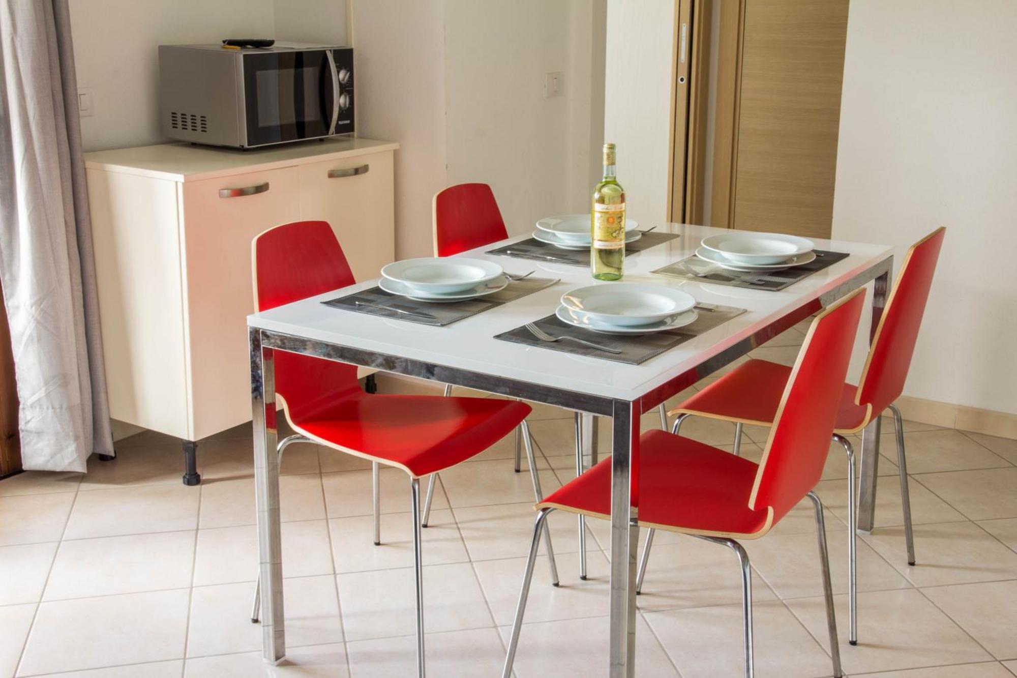 Gf Apartments La Vigna Badesi Εξωτερικό φωτογραφία