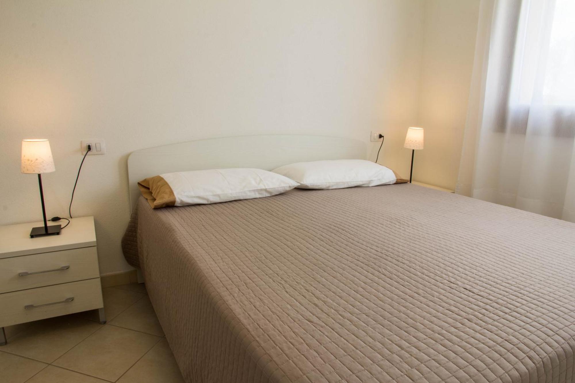 Gf Apartments La Vigna Badesi Εξωτερικό φωτογραφία