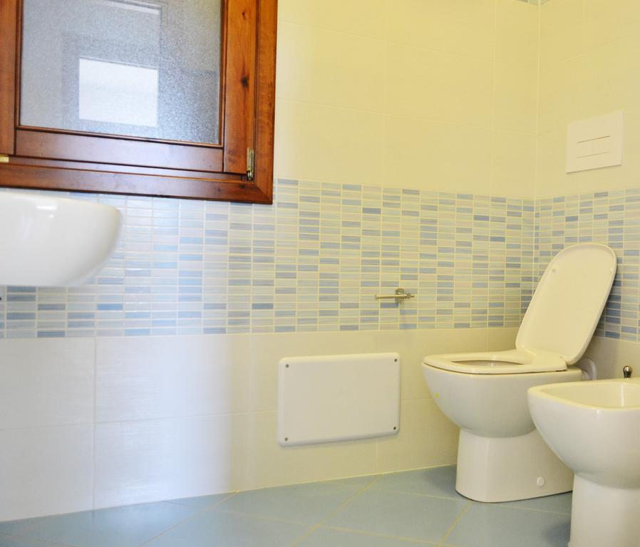 Gf Apartments La Vigna Badesi Δωμάτιο φωτογραφία