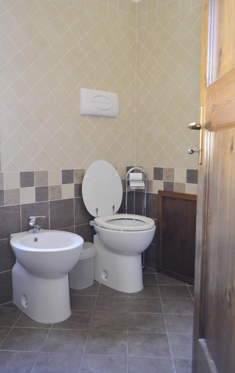 Gf Apartments La Vigna Badesi Δωμάτιο φωτογραφία
