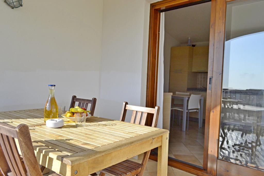 Gf Apartments La Vigna Badesi Δωμάτιο φωτογραφία