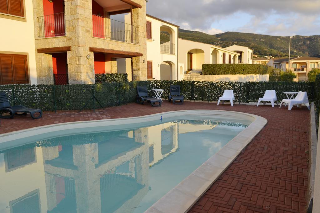 Gf Apartments La Vigna Badesi Εξωτερικό φωτογραφία